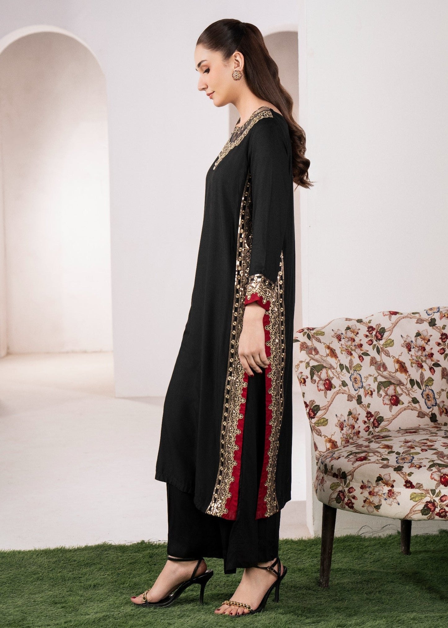 Evening Rose – Luxury Embroidered Black Festive 2-Piece Suit