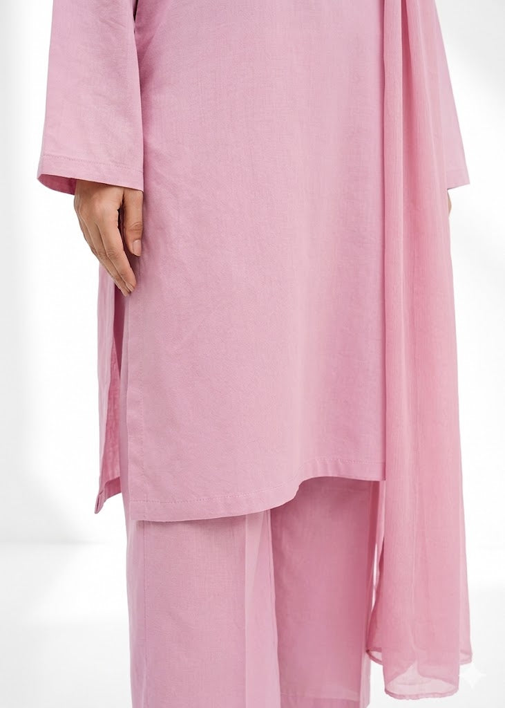 Straight Cut Kurta with Chiffon Dupatta