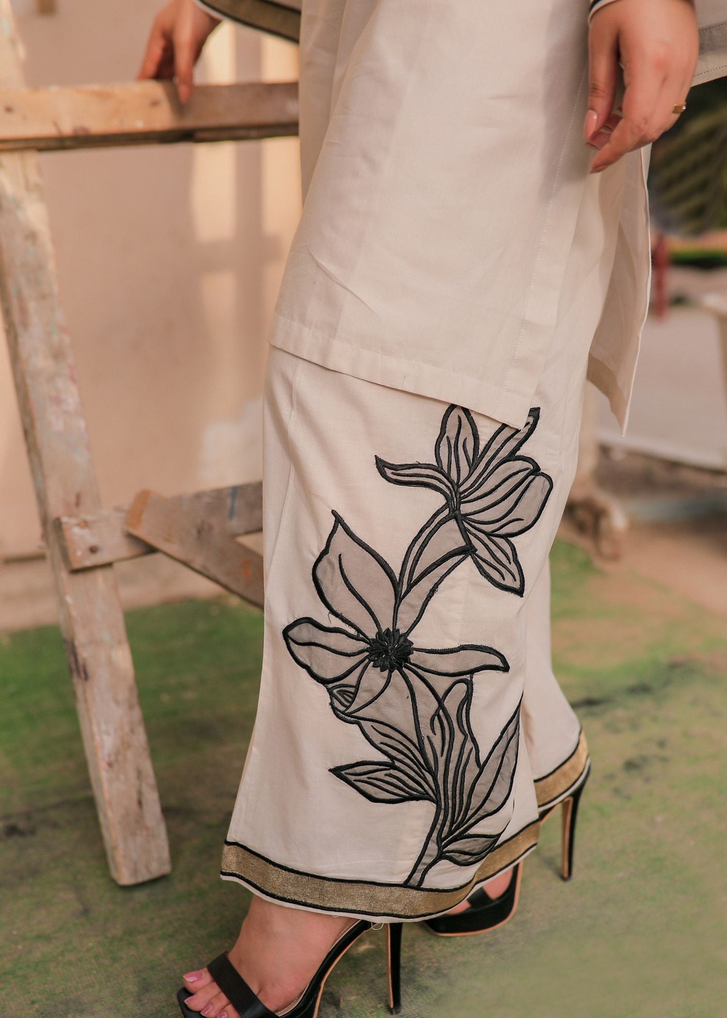 DENALI – Classy 2-Piece Summer Outfit