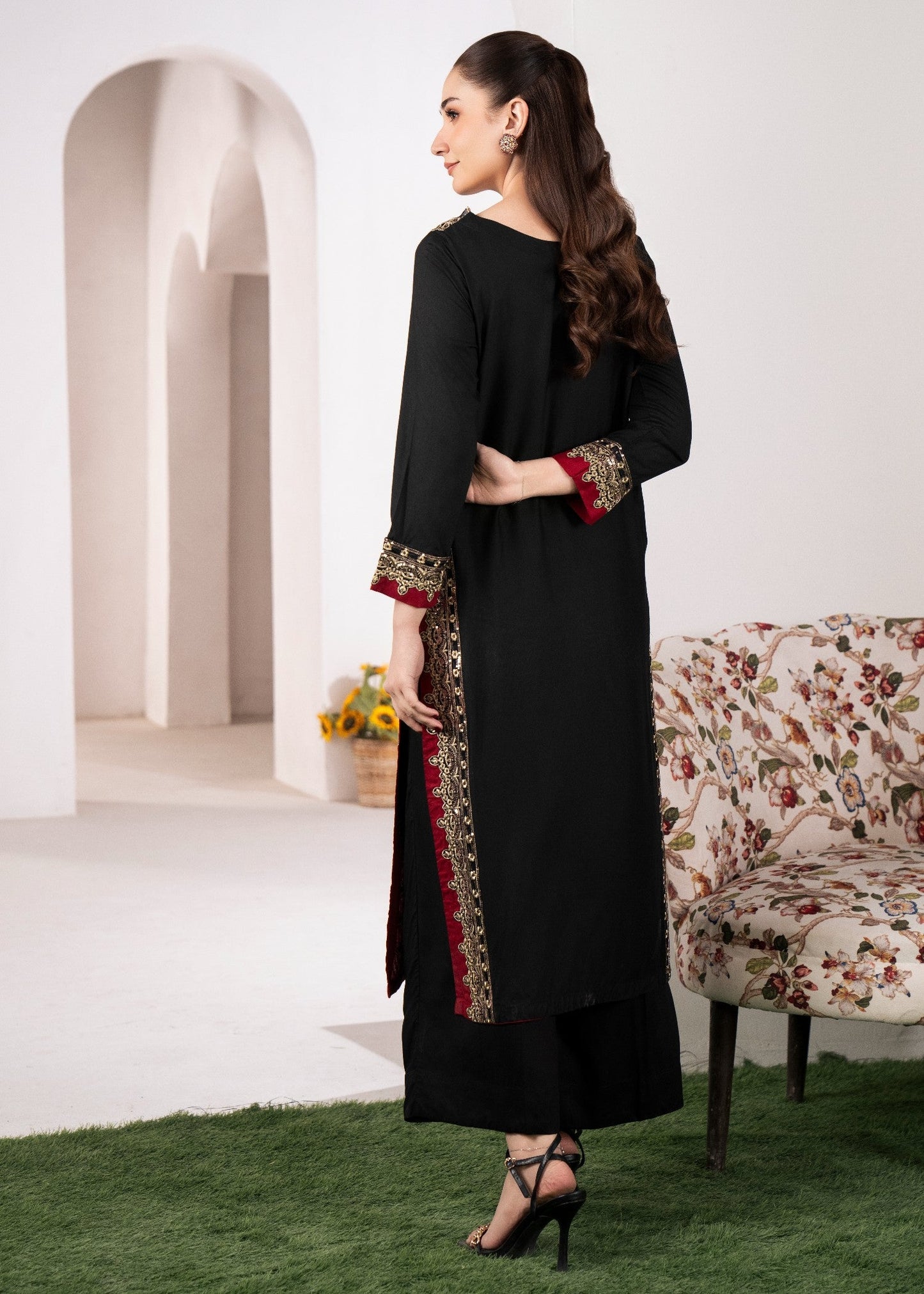 Evening Rose – Luxury Embroidered Black Festive 2-Piece Suit