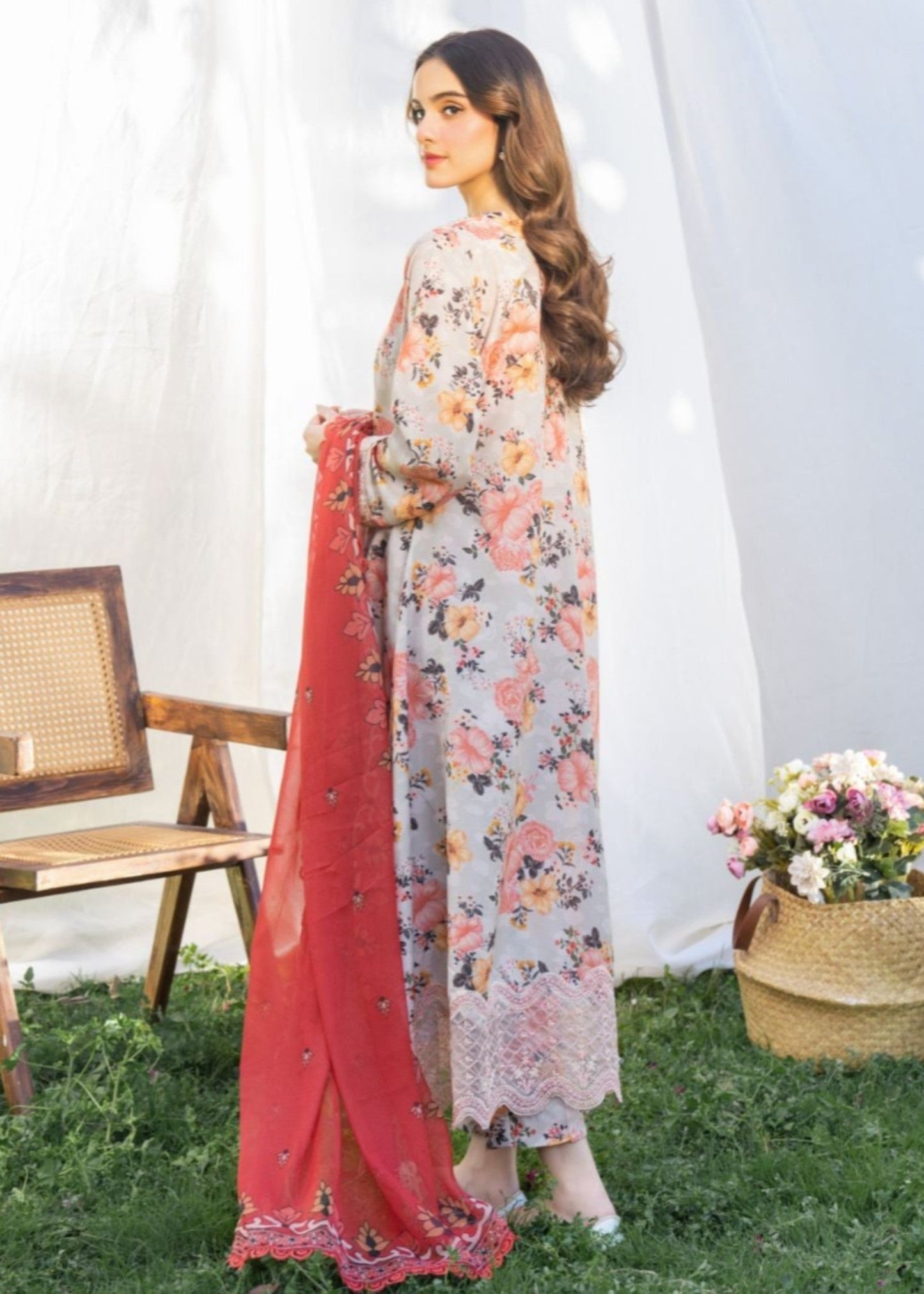 Ivory Digital Printed Lawn 2-Piece Suit