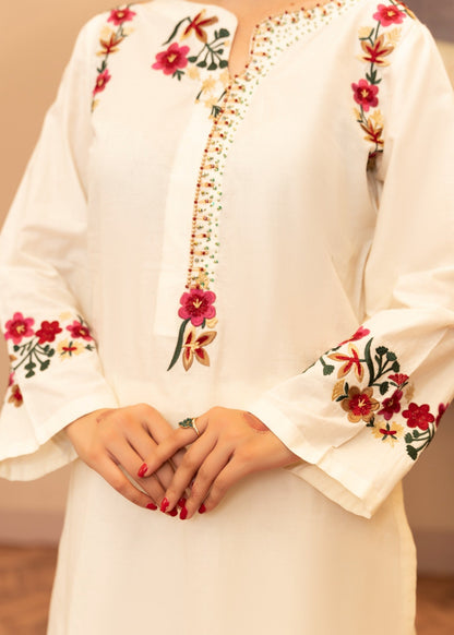 Kriti – Graceful Ivory Embroidered 3-Piece Suit