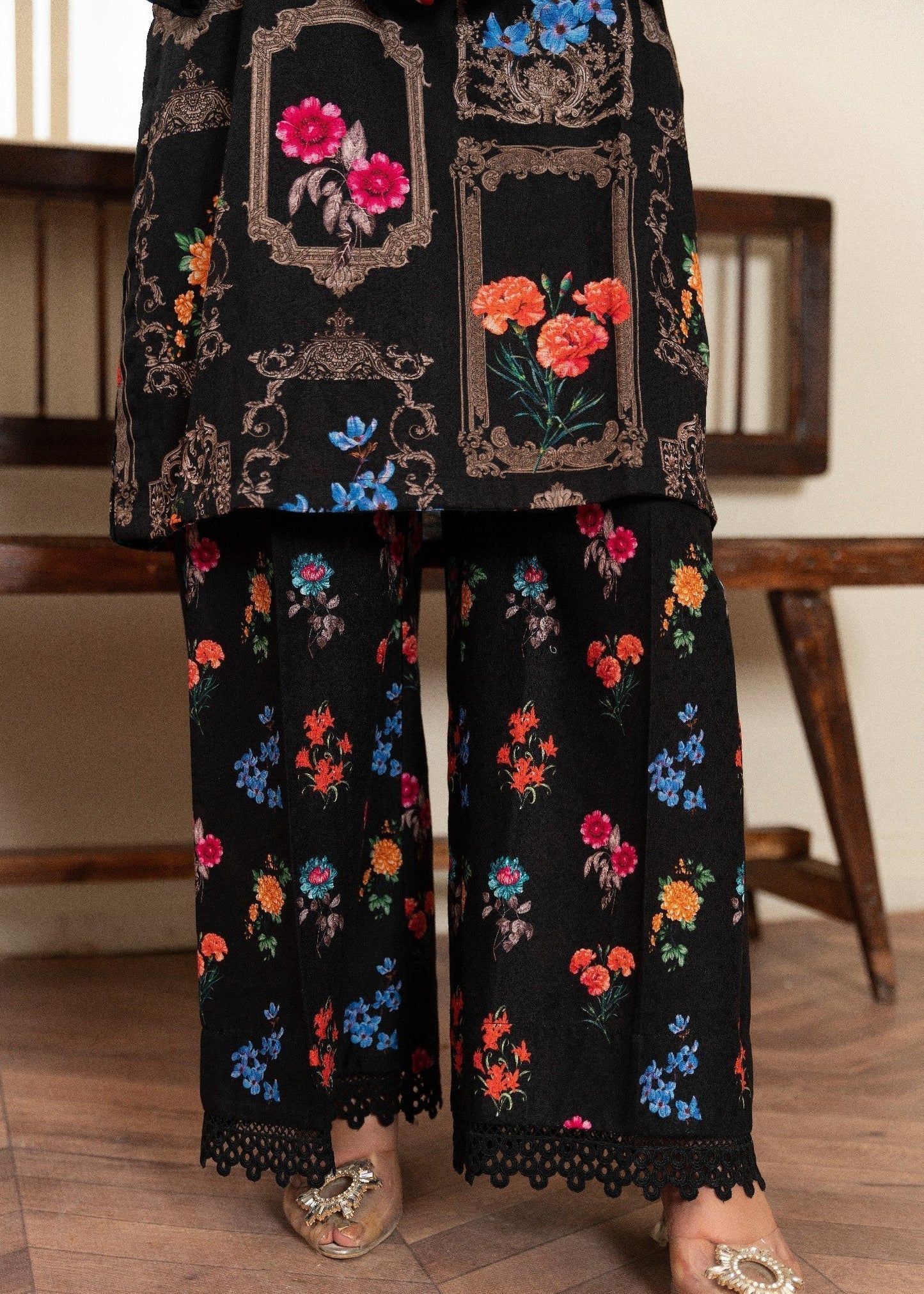 Martina Black Printed Textured Suit