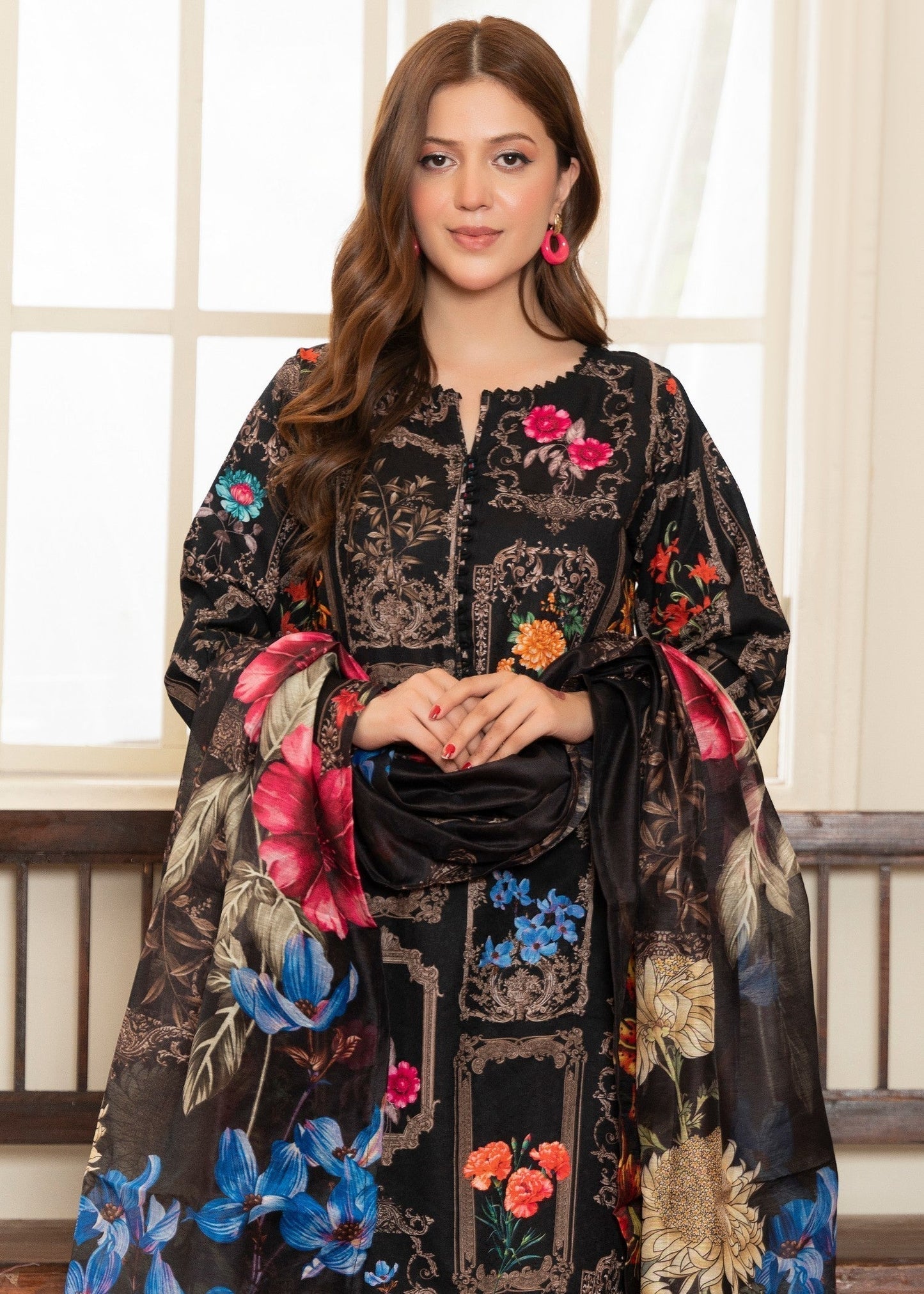 Martina Black Printed Textured Suit