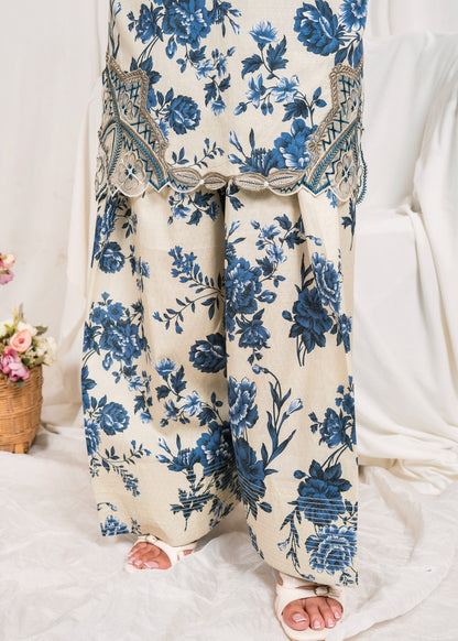 Phool Embroidered Textured Lawn 3-Piece Suit – Ivory